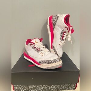 Nike Air Jordan 3 Retro  Cardinal Red White Sneakers Youth Size 6y With Box